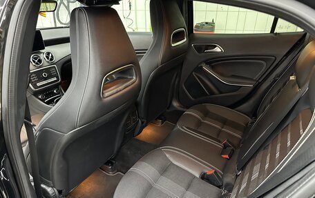 Mercedes-Benz GLA, 2019 год, 2 400 000 рублей, 11 фотография