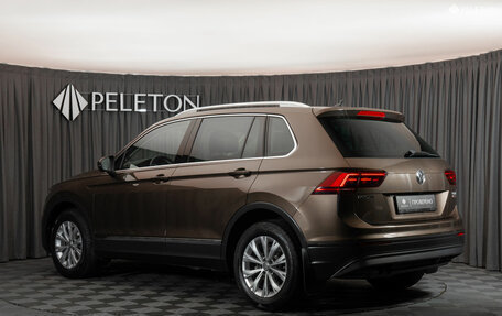 Volkswagen Tiguan II, 2017 год, 2 990 000 рублей, 4 фотография
