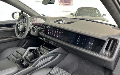 Porsche Cayenne III, 2025 год, 23 190 000 рублей, 6 фотография