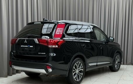 Mitsubishi Outlander III рестайлинг 3, 2018 год, 2 029 000 рублей, 4 фотография