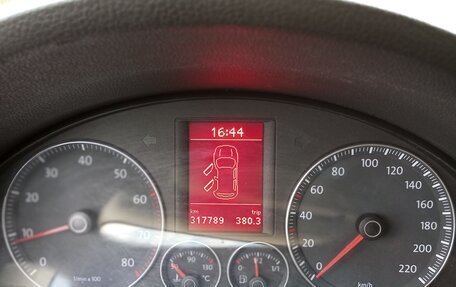 Volkswagen Golf VI, 2008 год, 700 000 рублей, 16 фотография