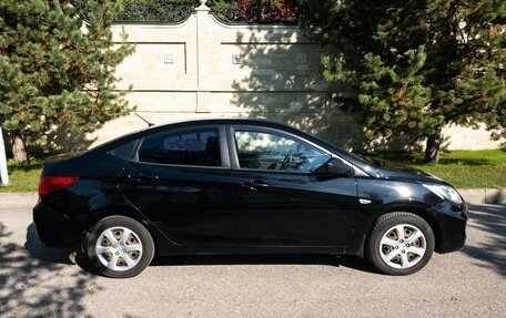 Hyundai Solaris II рестайлинг, 2012 год, 820 000 рублей, 4 фотография