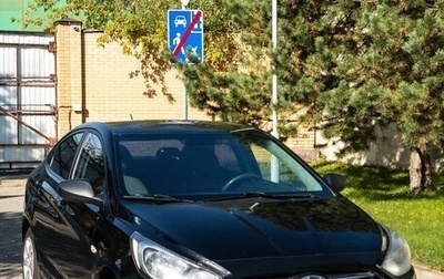 Hyundai Solaris II рестайлинг, 2012 год, 820 000 рублей, 1 фотография