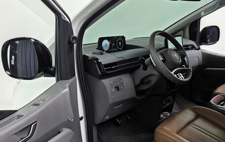 Hyundai Staria, 2024 год, 5 606 928 рублей, 4 фотография