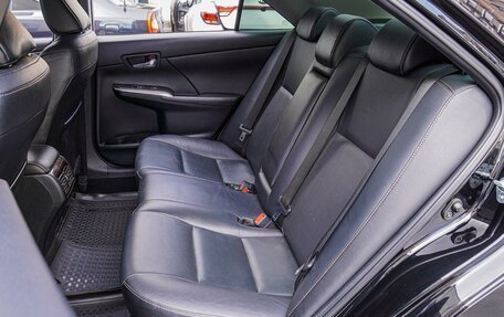 Toyota Camry, 2017 год, 2 330 000 рублей, 9 фотография