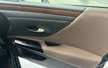 Lexus ES VII, 2022 год, 2 780 202 рублей, 12 фотография