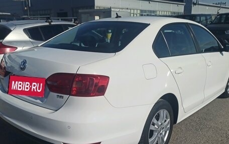 Volkswagen Jetta VI, 2014 год, 1 175 000 рублей, 2 фотография