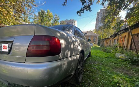 Audi A4, 1996 год, 245 000 рублей, 3 фотография