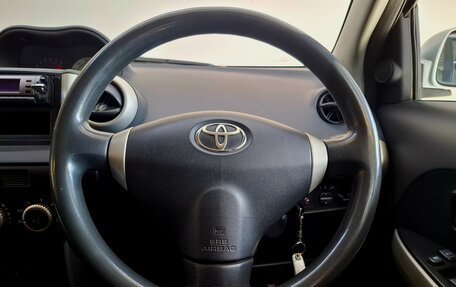 Toyota Ist II, 2002 год, 400 000 рублей, 11 фотография