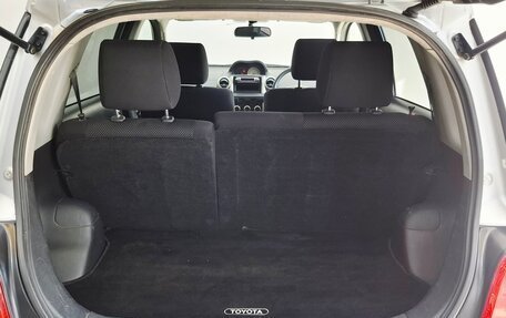 Toyota Ist II, 2002 год, 400 000 рублей, 23 фотография