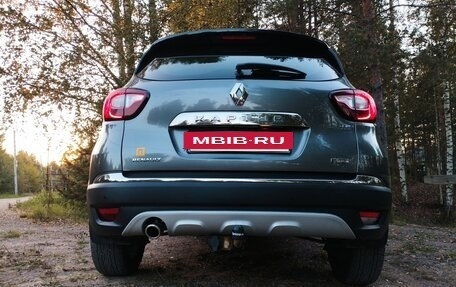 Renault Kaptur I рестайлинг, 2017 год, 1 250 000 рублей, 5 фотография