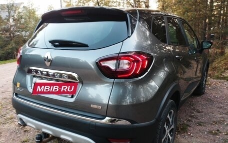 Renault Kaptur I рестайлинг, 2017 год, 1 250 000 рублей, 8 фотография