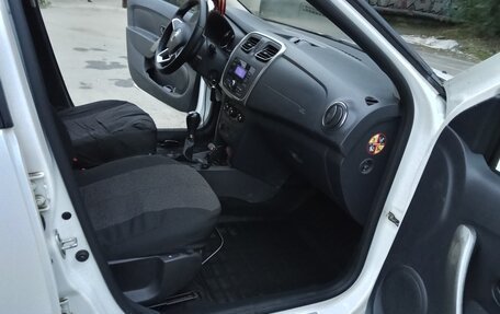 Renault Logan II, 2021 год, 1 099 009 рублей, 12 фотография
