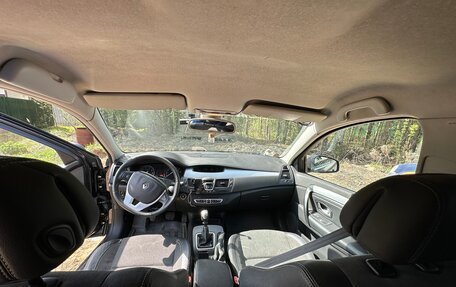 Renault Laguna III рестайлинг, 2008 год, 650 000 рублей, 1 фотография