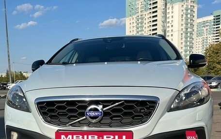 Volvo V40 Cross Country I, 2013 год, 1 700 000 рублей, 3 фотография