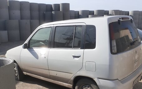 Nissan Cube II, 2000 год, 150 000 рублей, 3 фотография