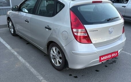 Hyundai i30 I, 2010 год, 590 000 рублей, 3 фотография