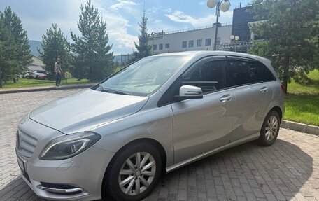 Mercedes-Benz B-Класс, 2014 год, 1 100 000 рублей, 2 фотография