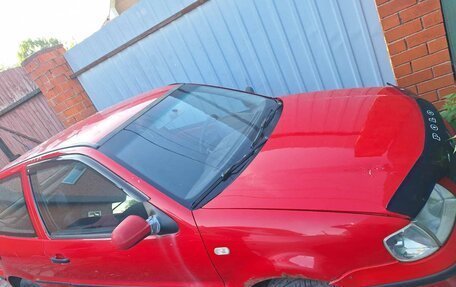 Volkswagen Polo III рестайлинг, 2000 год, 138 000 рублей, 2 фотография