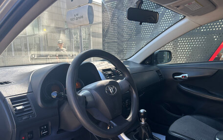 Toyota Corolla, 2011 год, 672 000 рублей, 9 фотография