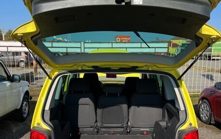 Volkswagen Touran III, 2005 год, 515 000 рублей, 7 фотография