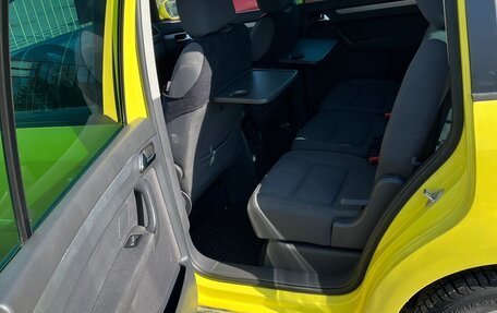 Volkswagen Touran III, 2005 год, 515 000 рублей, 8 фотография