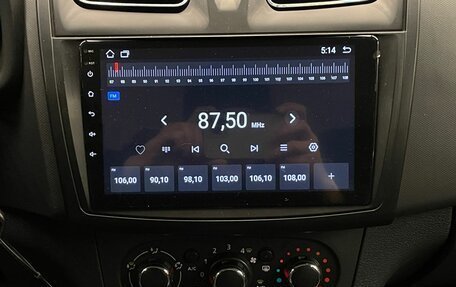Renault Logan II, 2020 год, 929 000 рублей, 13 фотография