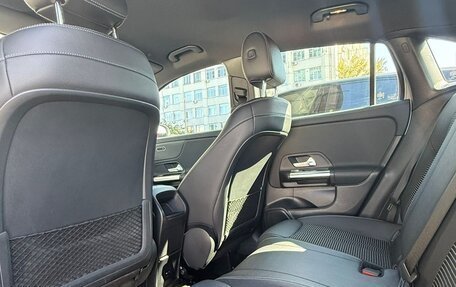 Mercedes-Benz GLA, 2020 год, 3 100 000 рублей, 11 фотография
