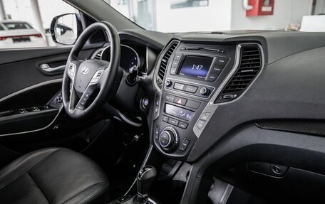 Hyundai Santa Fe III рестайлинг, 2015 год, 1 868 000 рублей, 24 фотография