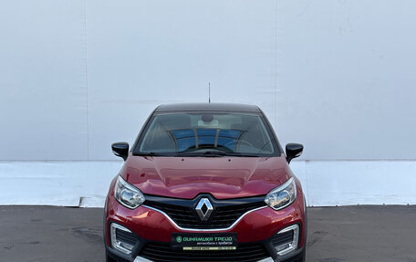 Renault Kaptur I рестайлинг, 2019 год, 1 980 000 рублей, 2 фотография