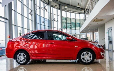 Hyundai Solaris II рестайлинг, 2015 год, 1 088 000 рублей, 8 фотография