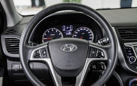 Hyundai Solaris II рестайлинг, 2015 год, 1 088 000 рублей, 18 фотография