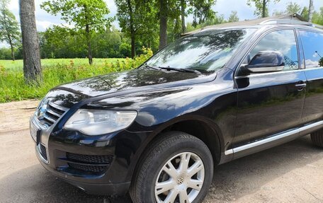 Volkswagen Touareg III, 2008 год, 1 700 000 рублей, 2 фотография