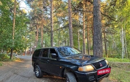 Mitsubishi Pajero Sport II рестайлинг, 2004 год, 590 000 рублей, 3 фотография