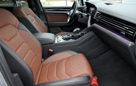 Volkswagen Touareg III, 2020 год, 5 190 000 рублей, 18 фотография