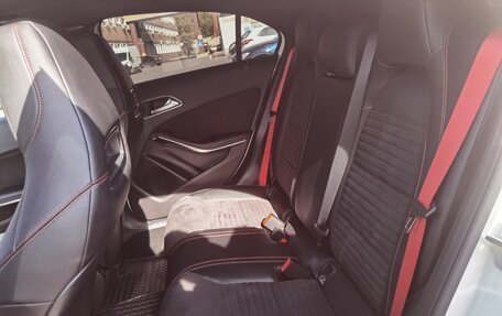 Mercedes-Benz A-Класс AMG, 2018 год, 3 200 000 рублей, 19 фотография