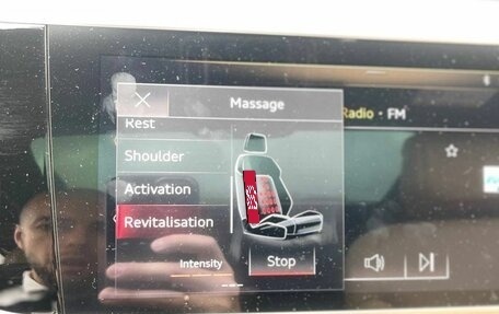 Audi A8, 2019 год, 6 200 000 рублей, 9 фотография