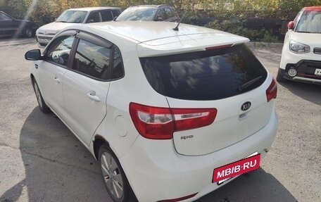 KIA Rio III рестайлинг, 2013 год, 990 000 рублей, 4 фотография