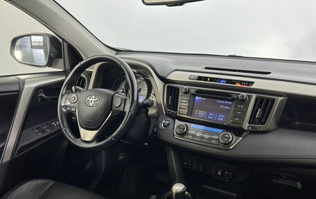 Toyota RAV4, 2013 год, 1 920 000 рублей, 14 фотография
