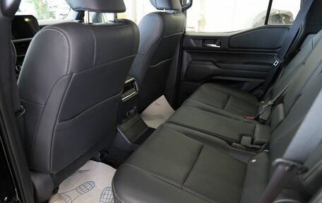 Toyota Land Cruiser Prado, 2024 год, 11 700 000 рублей, 18 фотография