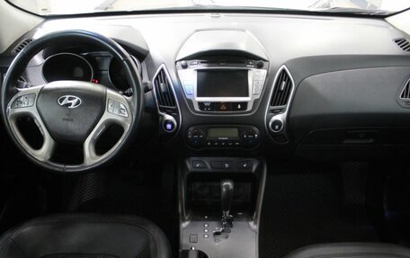 Hyundai ix35 I рестайлинг, 2011 год, 1 050 000 рублей, 26 фотография