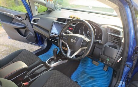 Honda Fit III, 2017 год, 1 200 000 рублей, 13 фотография