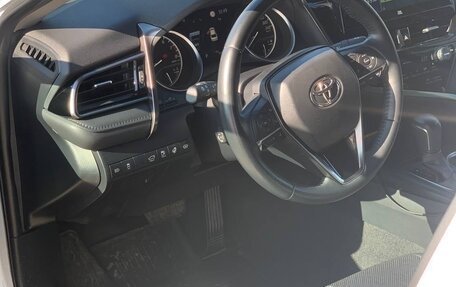 Toyota Camry, 2021 год, 4 200 000 рублей, 5 фотография
