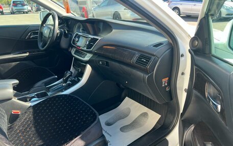 Honda Accord IX рестайлинг, 2013 год, 1 299 999 рублей, 12 фотография