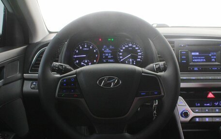 Hyundai Elantra VI рестайлинг, 2017 год, 1 300 000 рублей, 16 фотография