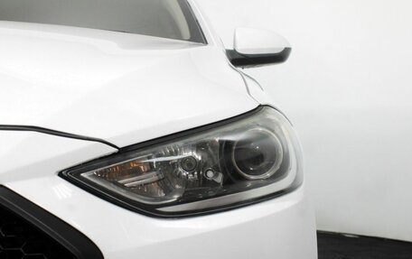 Hyundai Elantra VI рестайлинг, 2017 год, 1 300 000 рублей, 22 фотография