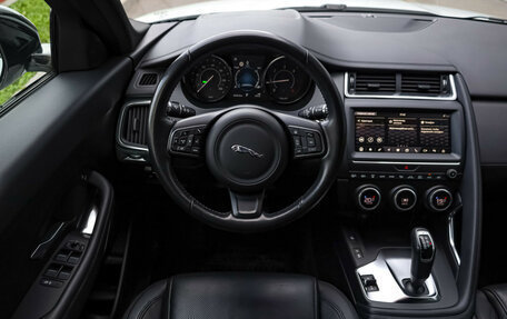 Jaguar E-Pace, 2020 год, 2 848 000 рублей, 13 фотография