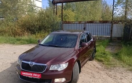 Skoda Superb III рестайлинг, 2008 год, 730 000 рублей, 3 фотография