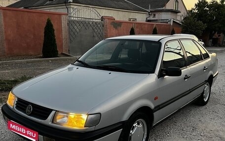 Volkswagen Passat B4, 1995 год, 269 000 рублей, 2 фотография