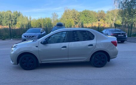 Renault Logan II, 2015 год, 600 000 рублей, 6 фотография